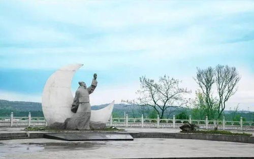 天子呼来不上船,自称臣是酒中仙