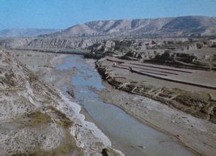 阶地是什么意思