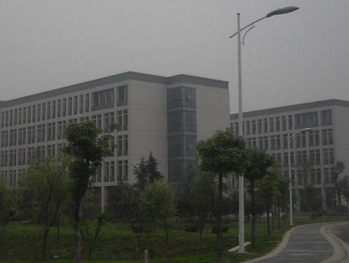 扬州大学扬子津校区地址