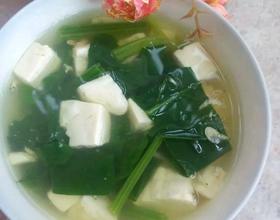 菠菜豆腐汤放醋可以吗
