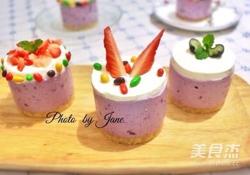蓝莓芝士慕斯蛋糕