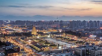 西安市时区和经纬度是多少?