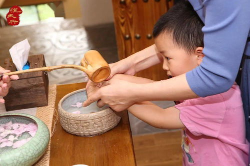 盥洗室读huan还是guan，盥洗池读音