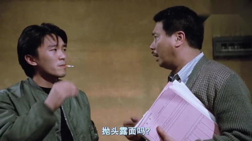 英语在他的帮助下怎么说