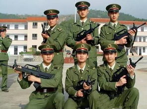 军衣歌曲，军衣大哥叫什么名字