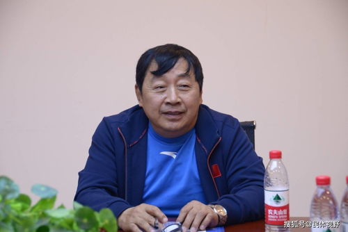 冯妇虎叶公龙的意思，冯妇形容什么人