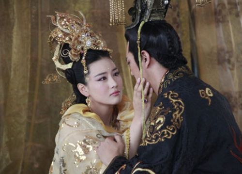 梓童怎么念，梓童的名字有什么意义