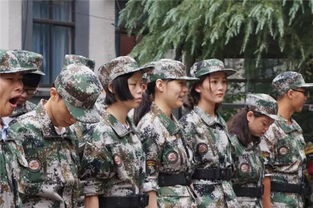 各个军种的军服颜色是什么样的?