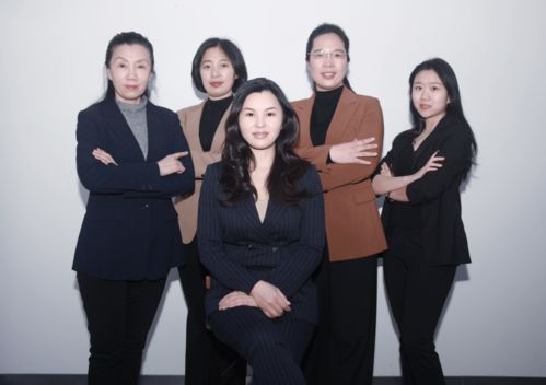拘谨的读音是什么