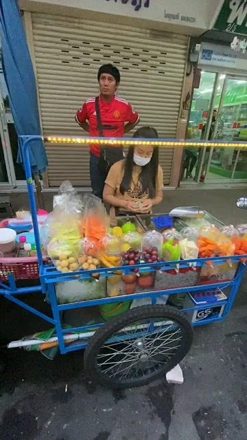五菱宏光小卡车可以订水果车吗