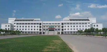 南京工业大学理学院教师，南京工业大学理学院的材料研究生