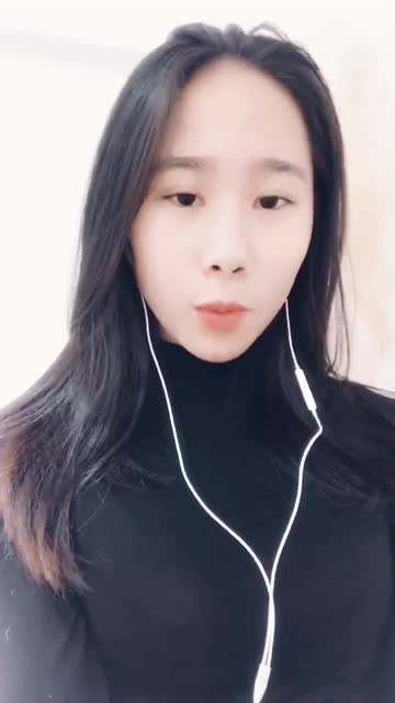 出落成亭亭玉立的大姑娘是什么意思，出落得亭亭玉立落落大方