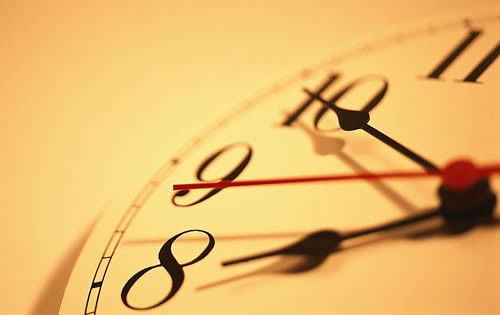 名人珍惜时间的故事20字以内，关于名人珍惜时间的故事