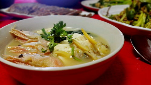 海鲜豆腐汤的做法韩式，土大力海鲜豆腐汤