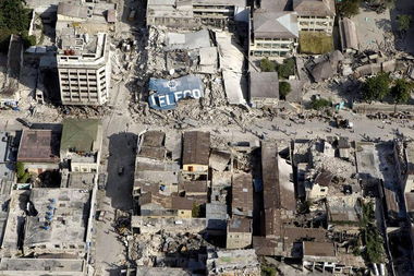 据报道,海地地震死亡人数升至2207人,此次地震的受灾人数为何这么多