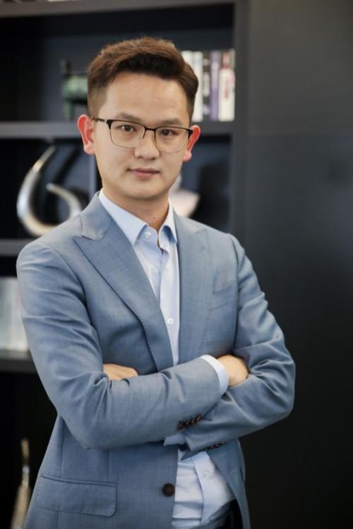 刘磊的人物简介