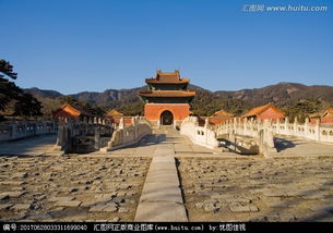 东陵石与翡翠的区别，东陵玉是什么玉值钱吗