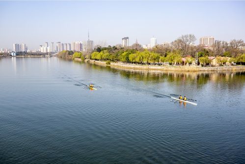 白水绕东城的白水是什么意思，白水绕东城写的是哪里