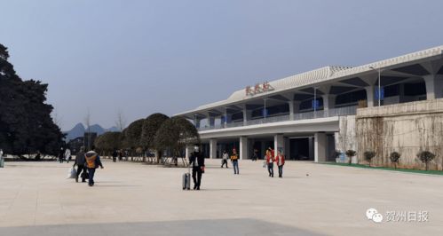贺州站检票口二在几楼