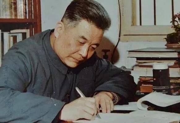 为国家做出贡献的名人名言，为国家做出贡献的名人素材