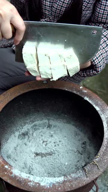 锅底灰怎么处理才能干净
