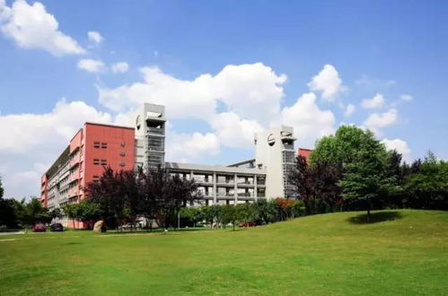 江苏经贸学院调剂是在专业组调还是在学校调