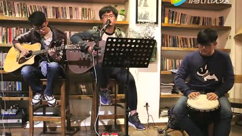 soliloquy+of+the+Spanish+cloister为什么晚祷是重要的?