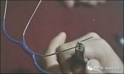 口外弓牵引矫治器的牵引方向，口外弓图片