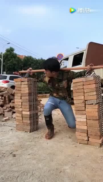 工地搬砖的图片高清，工地搬砖的图片大全