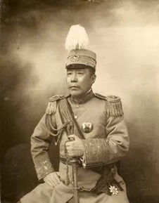 解密:北洋巨枭袁世凯为何幽居民国名士章太炎?