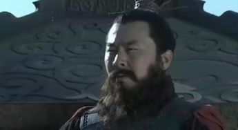 曹操割须弃袍这首诗的意思是什么?