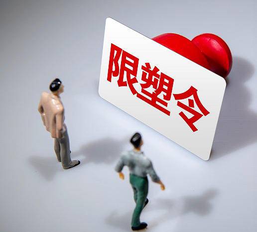 闻风而动的意思是听见吗，闻风而动下一句