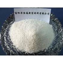 喷涂用的氧化铬为什么是黑色的,氧化铬不是绿色的吗?