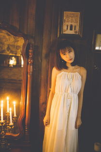 “良辰美景奈何天,如花美眷,似水流年。”全文是什么?