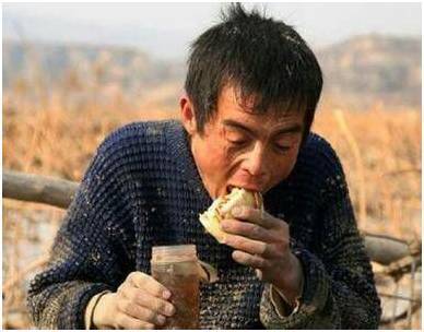 残忍是什么词，残忍的意思解释