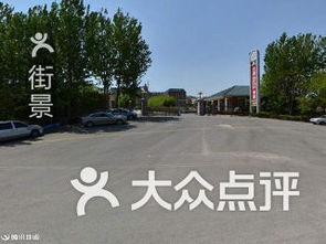 大连港务专修学院通关二班小品，大连港务专修学院和枫叶有什么关系