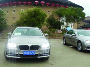 宝马雕车香满路蓦然回首,那人却在灯火阑珊处歌，宝马雕车香满路 笑语盈盈暗香去