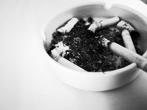菸,这是什麽字