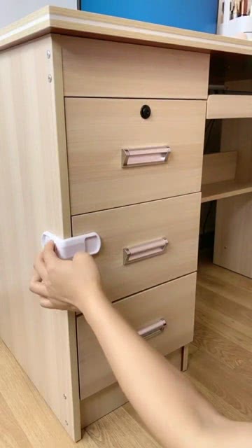 橱子有暗纹是不是容易脏