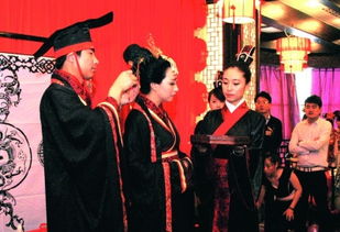 结发夫妻是什么意思