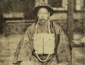 内阁学士兼礼部侍郎，内阁学士和内阁大学士