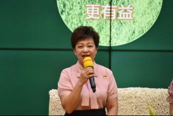 卓字加偏旁组成新字?