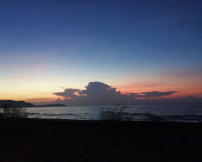 海水正蓝阳光灿烂歌词，海水正蓝歌词
