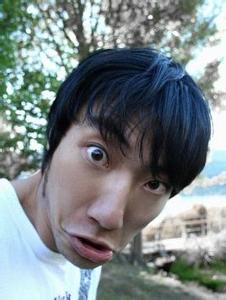 董楠为什么和屈立新结婚