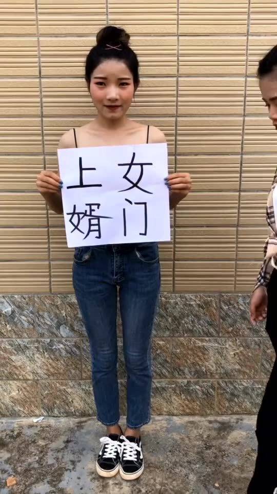 delicious 这个英语单词怎么读