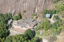 麦斜岩风景区简介，麦斜岩海拔多少