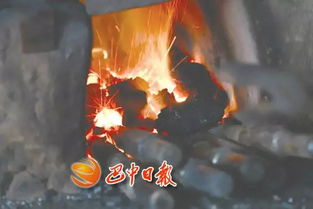 炉火纯青的拼音，炉火中烧意思