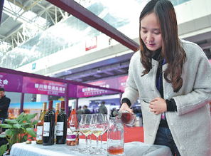 pour的中文是什么