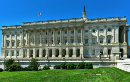 美国的著名建筑有哪些英语，自由女神像的英文