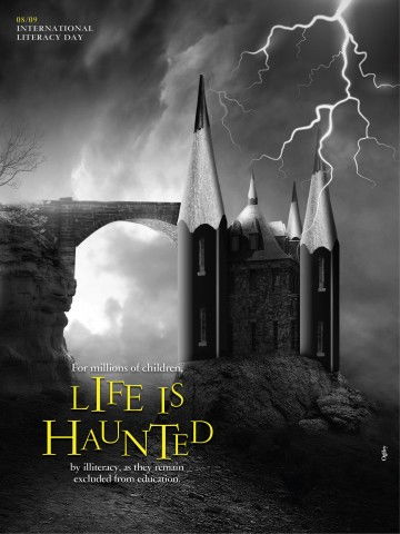 haunted house，haunted by